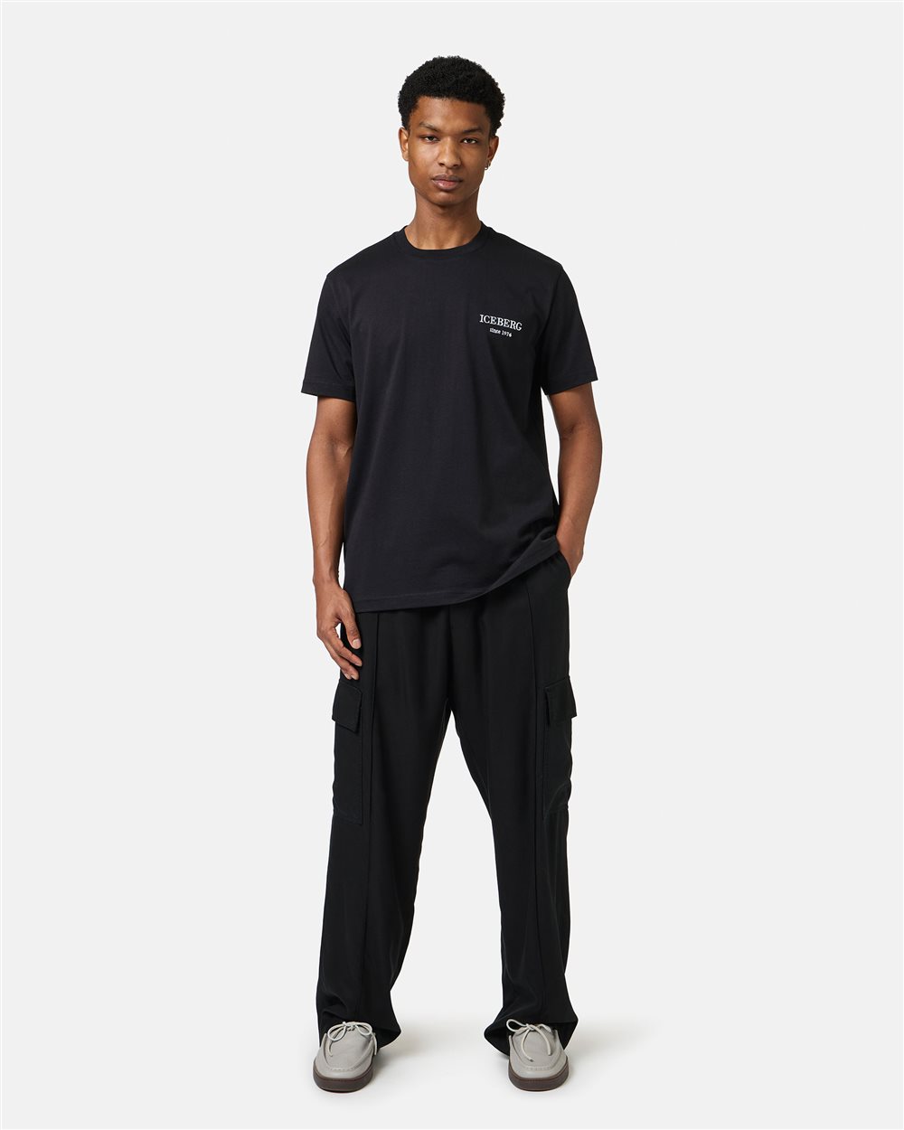 T-shirt nera classic regular fit in jersey - Iceberg - Official Website