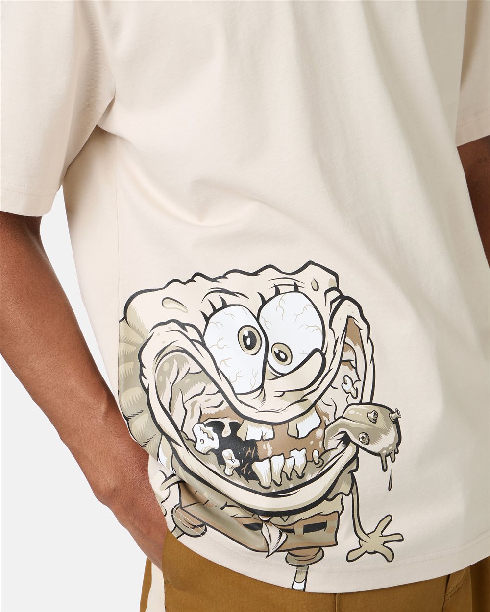 Puderfarbenes T-Shirt im Regular Fit aus Jersey mit Spongebob-Print - Iceberg - Official Website