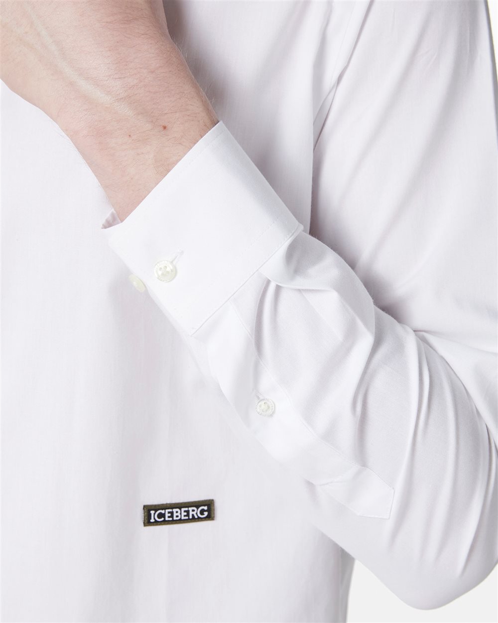 White slim fit long sleeve shirt with Iceberg patch - Iceberg - Official Website