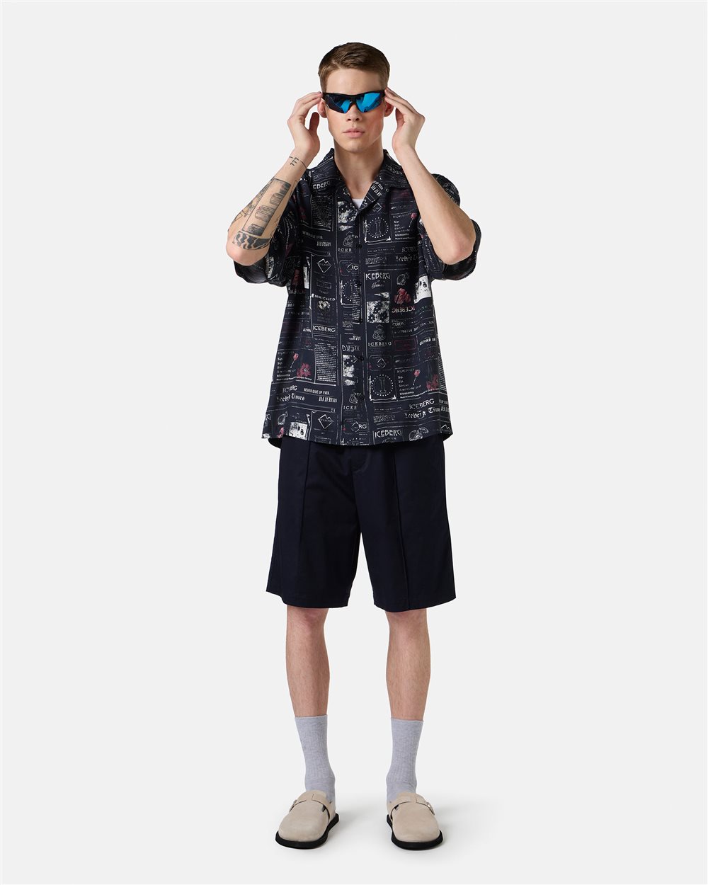 Dark blue relaxed fit short sleeve bowling style shirt with allover logo - Iceberg - Official Website