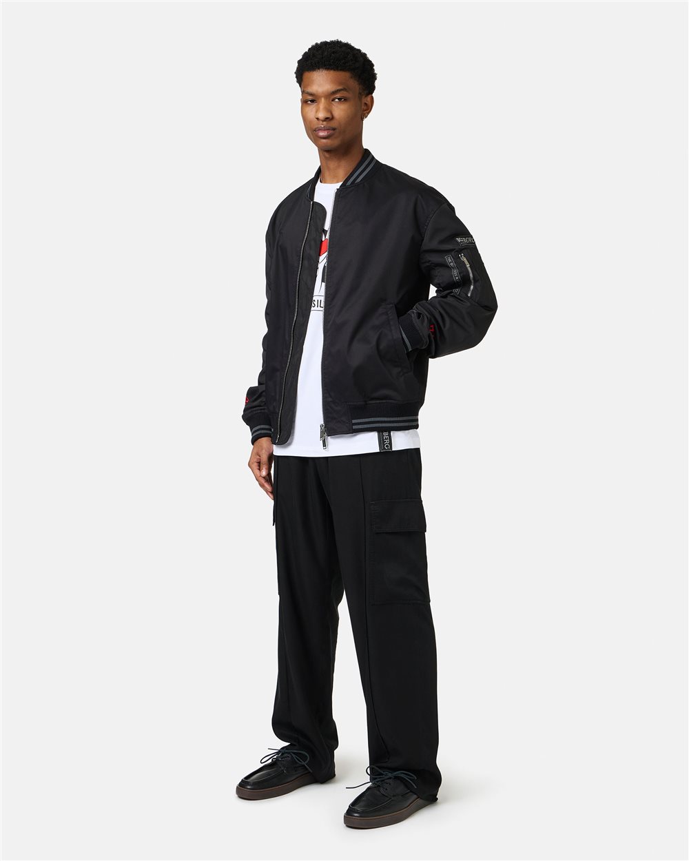 Black regular fit jacket in gabardine with contrasting sleeves - Iceberg - Official Website