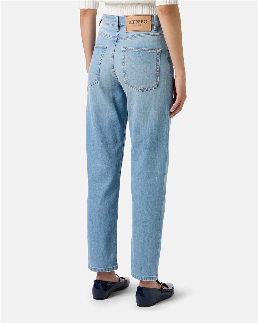 Indigo mom comfort fit 5-pocket denim trousers - Iceberg - Official Website