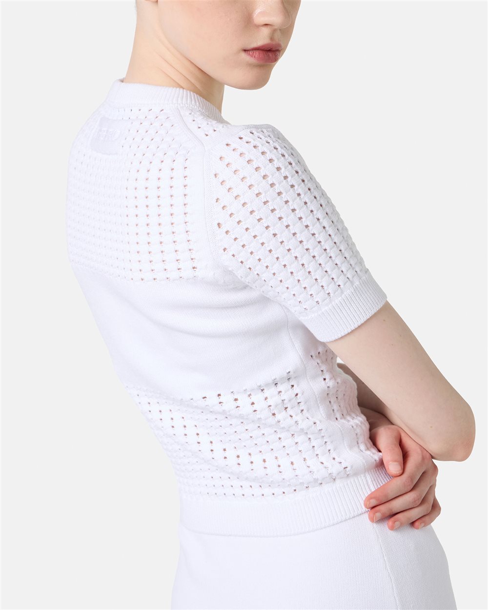 Maglia bianca mezza manica in cotone elasticizzato con righe traforate e logo Iceberg - Iceberg - Official Website
