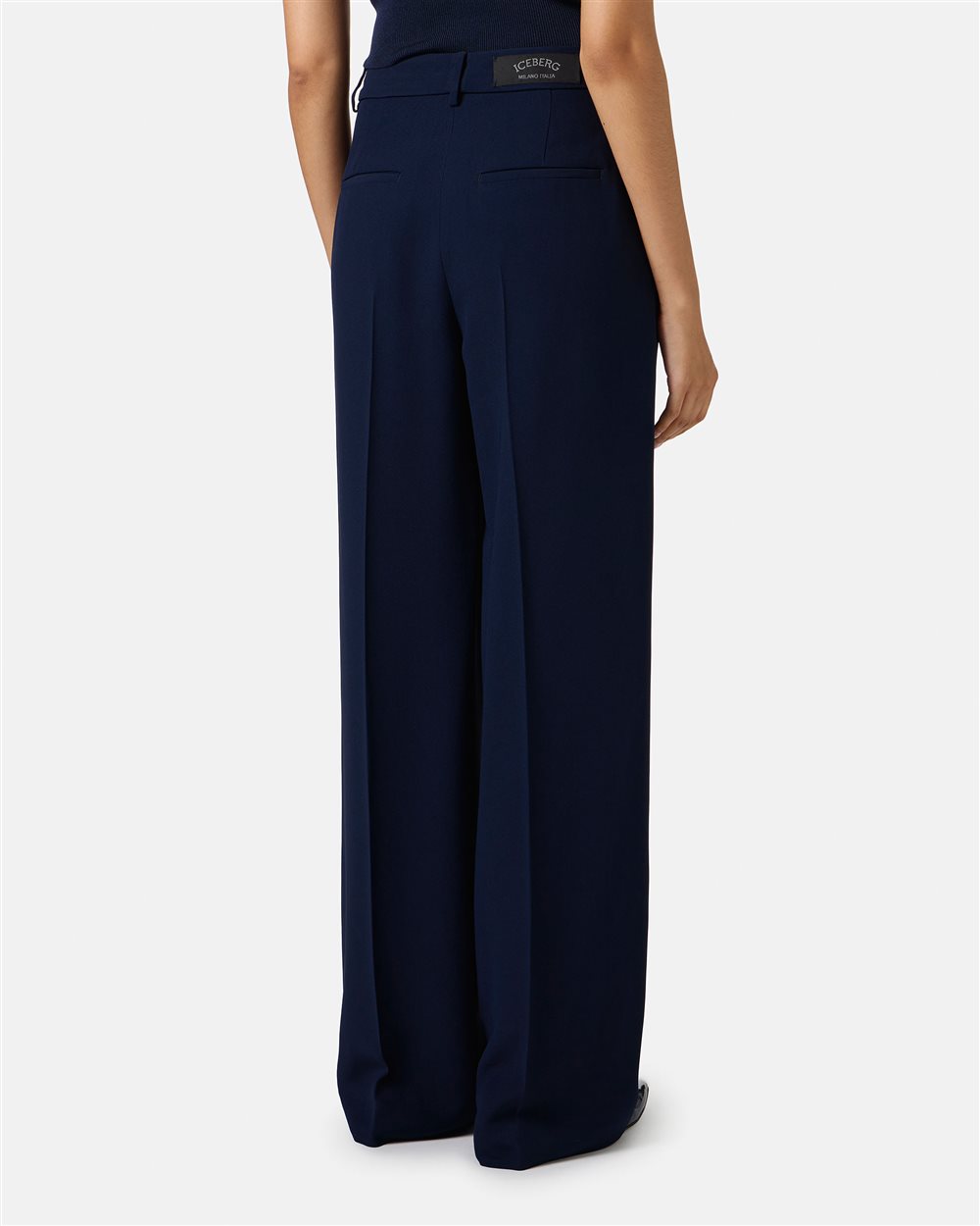 Tailoring wide leg blue trousers in cadi with sartorial detail - Iceberg - Official Website