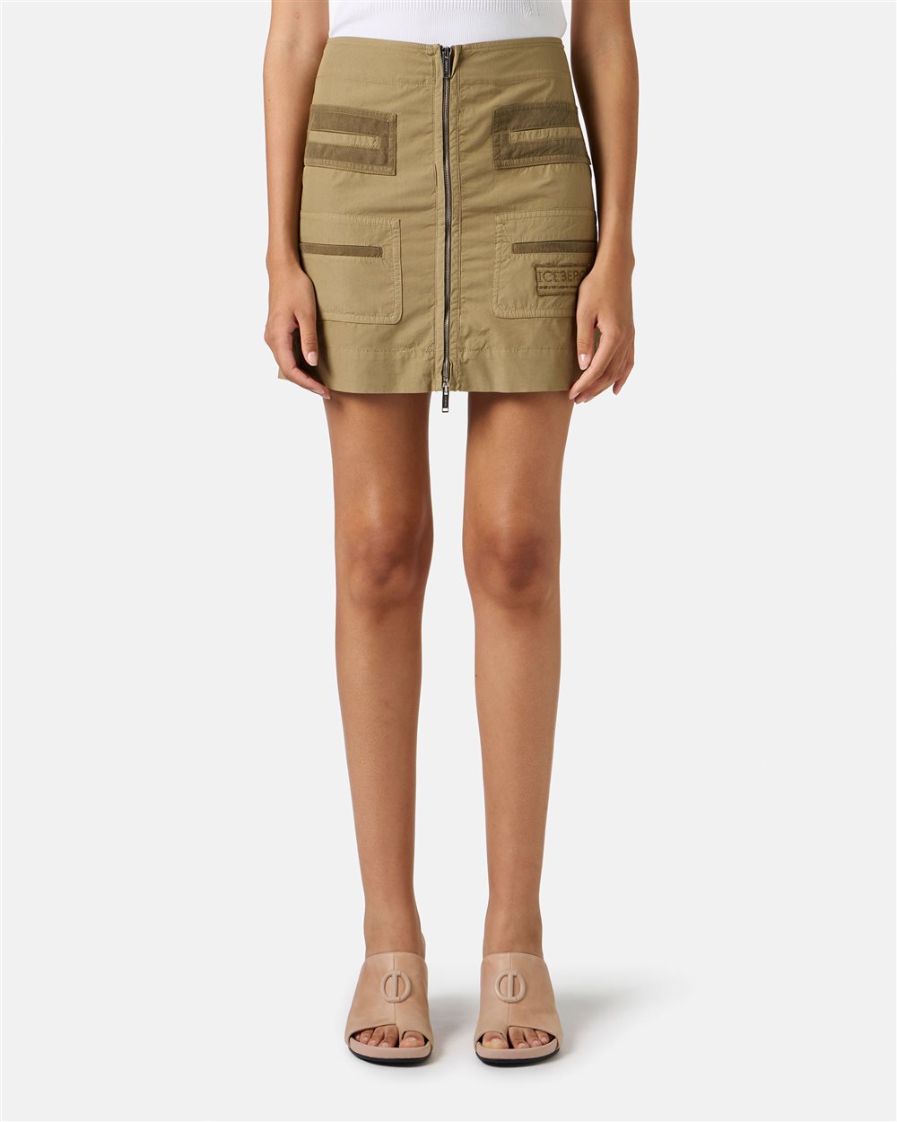 Mud-colored short skirt in cotton parachute canvas - Iceberg - Official Website