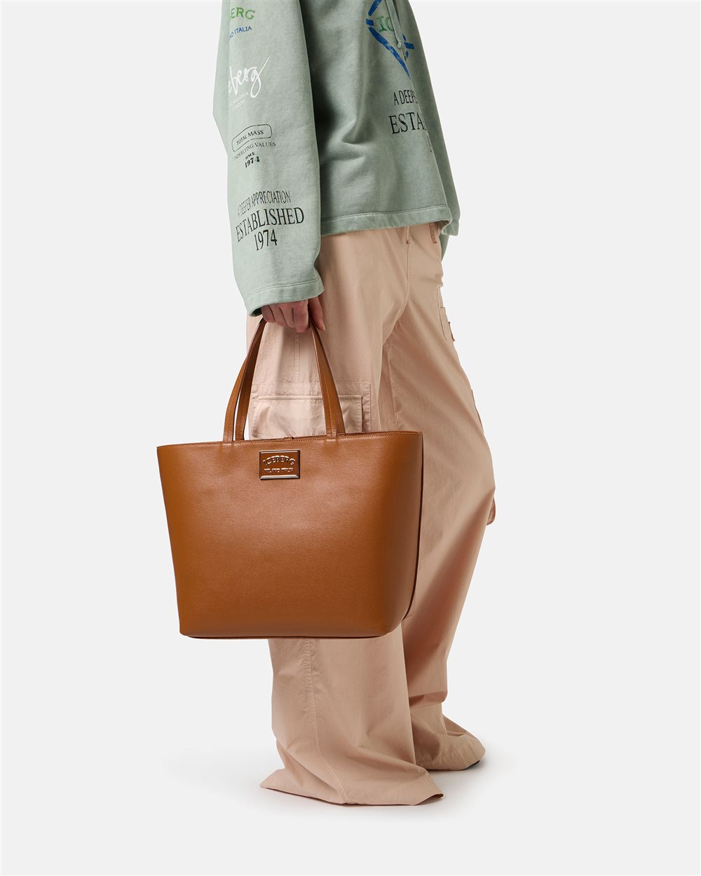 Borsa shopper in pelle Saffiano color coccio - Iceberg - Official Website
