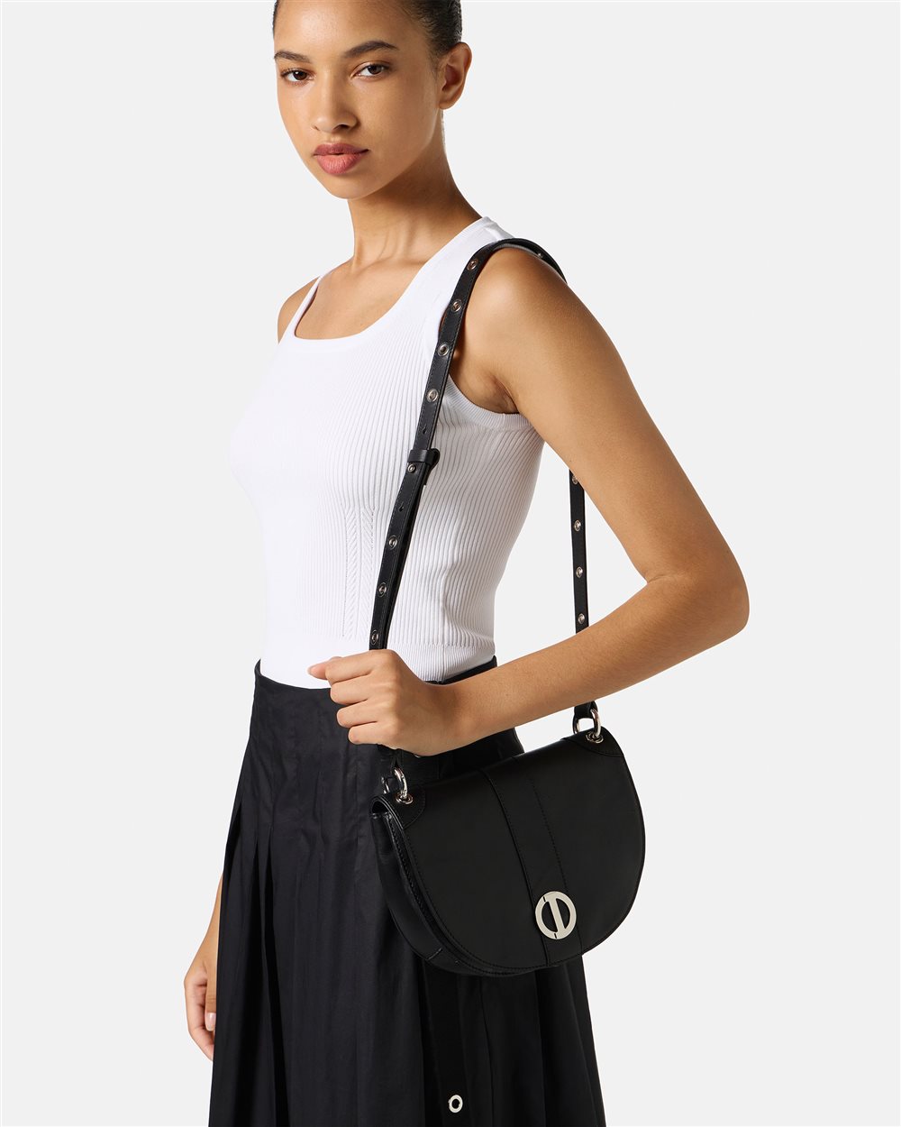 Black Lomar cowhide leather top handle bag - Iceberg - Official Website