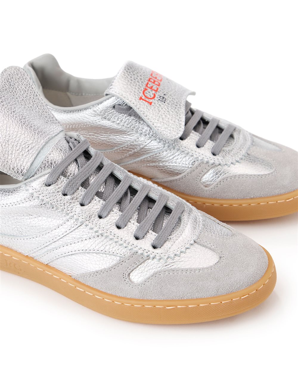 Black sneakers with retro honey sole - Iceberg - Official Website