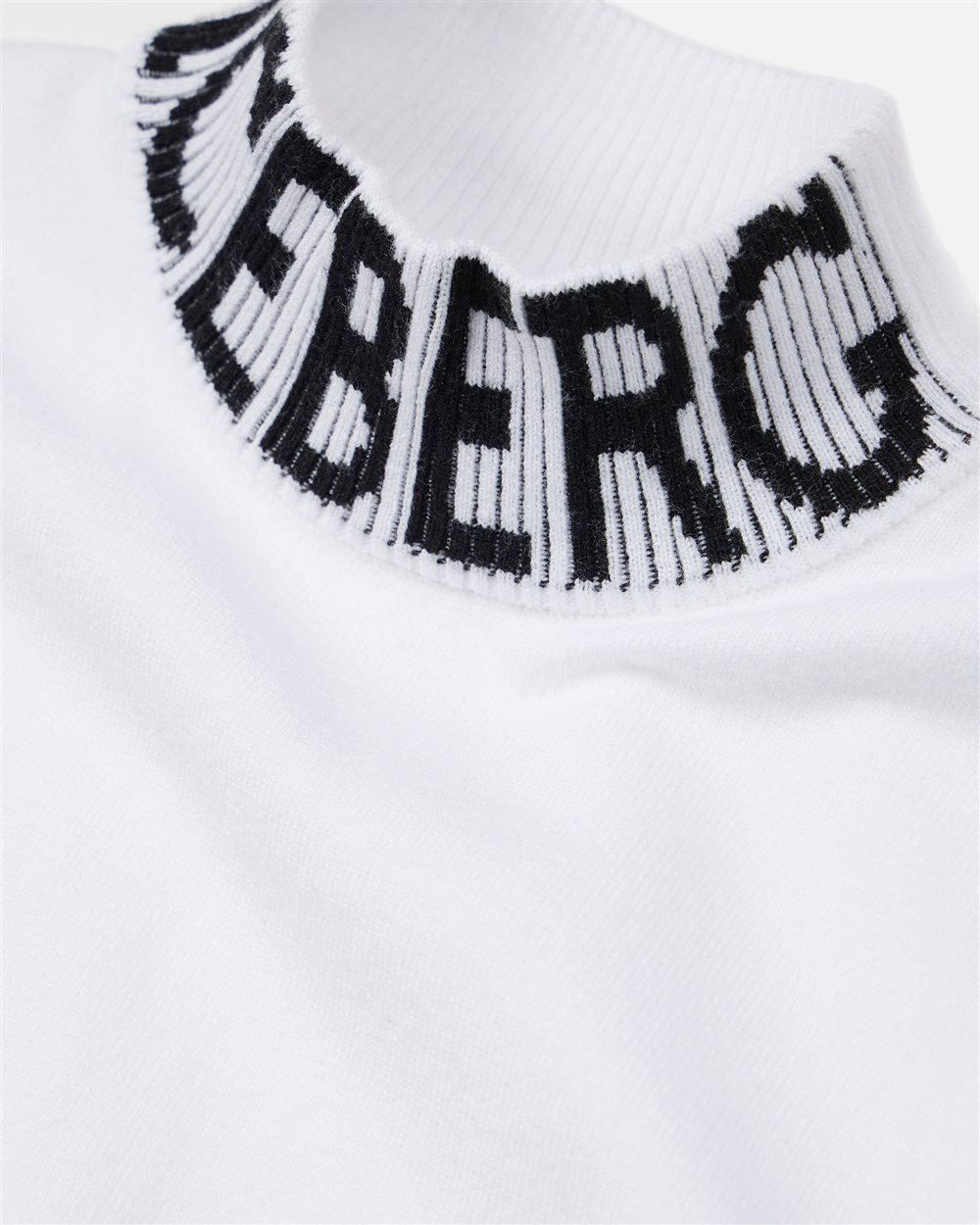 Optical white mock turtleneck with contrasting jacquard Iceberg logo - Iceberg - Official Website