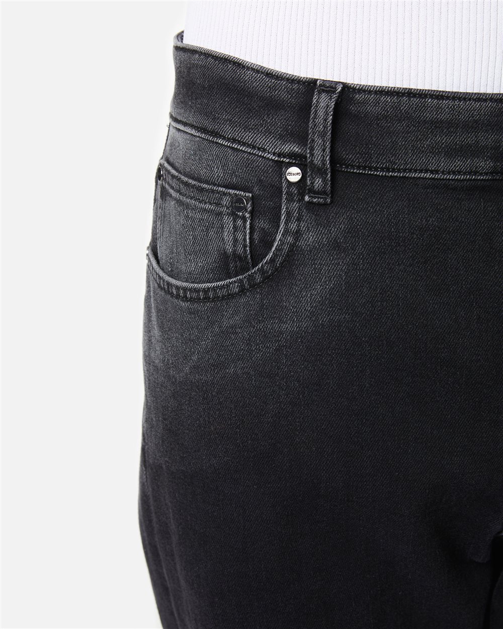 Regular fit 5-pocket jeans: lived-in black, urban spirit - Iceberg - Official Website