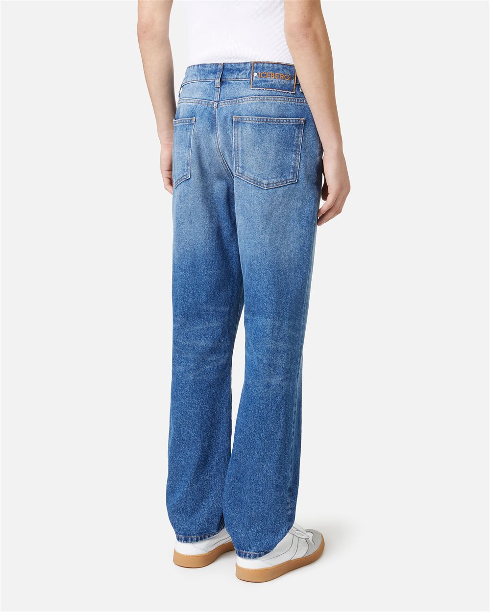 5-pocket straight fit jeans: essential with character - Iceberg - Official Website