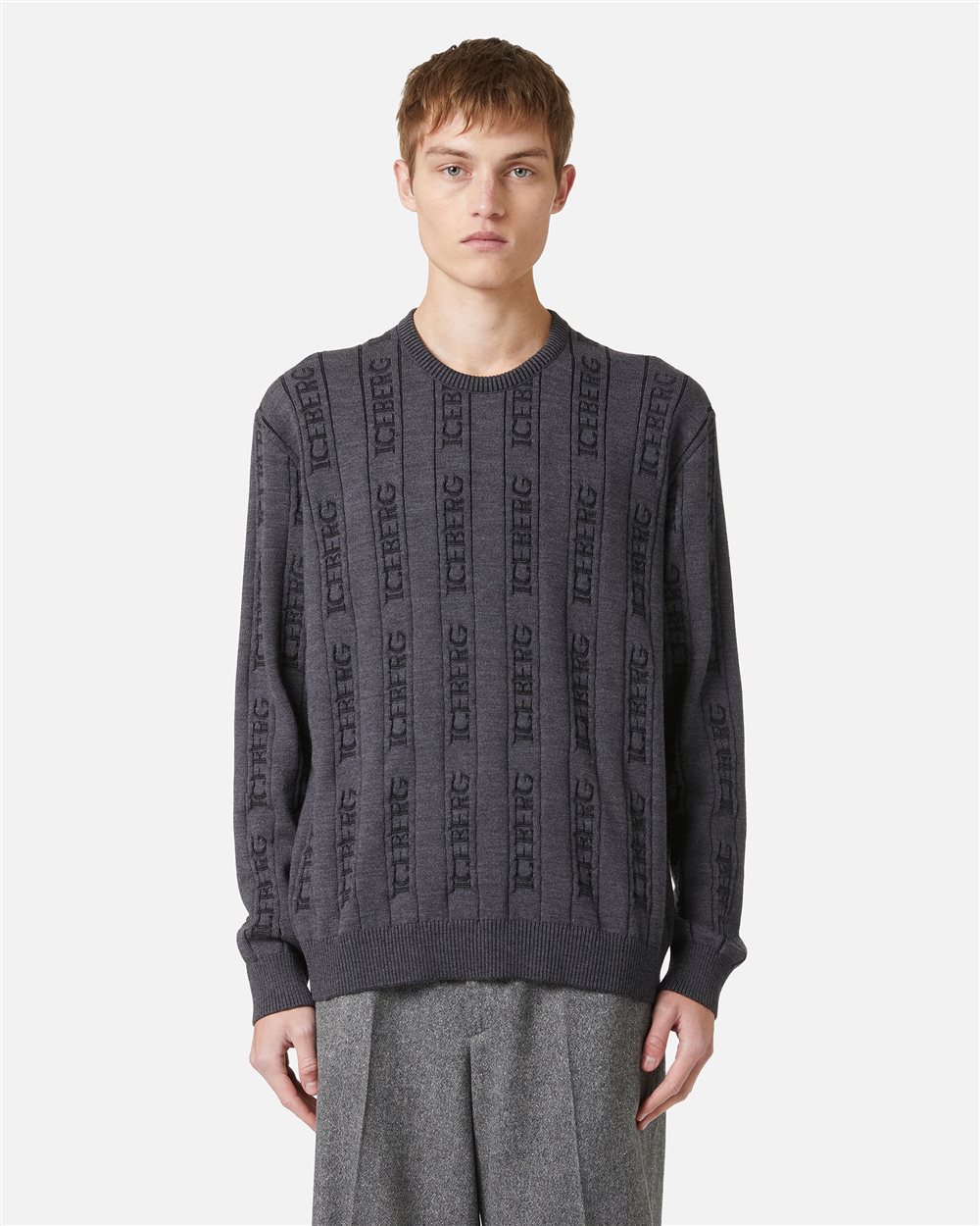 Crewneck Sweater in Anthracite Melange in Extrafine Merino Wool - Iceberg - Official Website