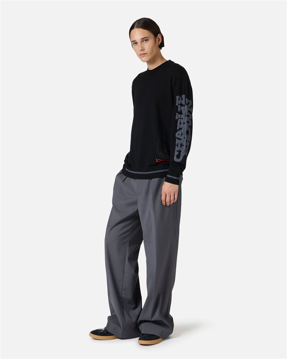 Crewneck sweater new regular fit in black extrafine merino - Iceberg - Official Website
