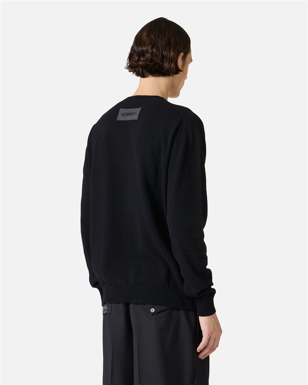New regular fit crew neck sweater in black extra-fine merino - Iceberg - Official Website