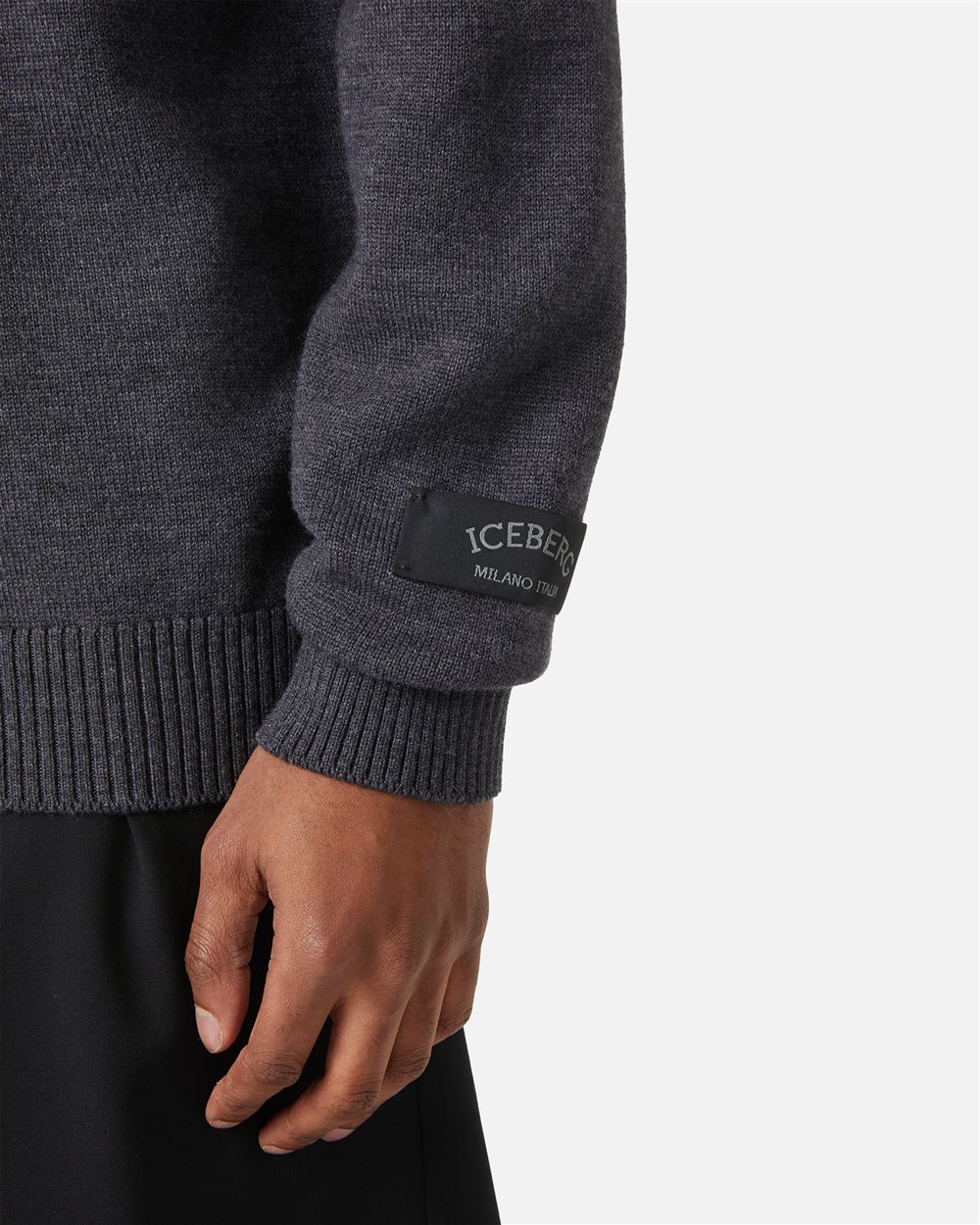 Crewneck sweater new regular fit in merino wool extrafine anthracite melange - Iceberg - Official Website