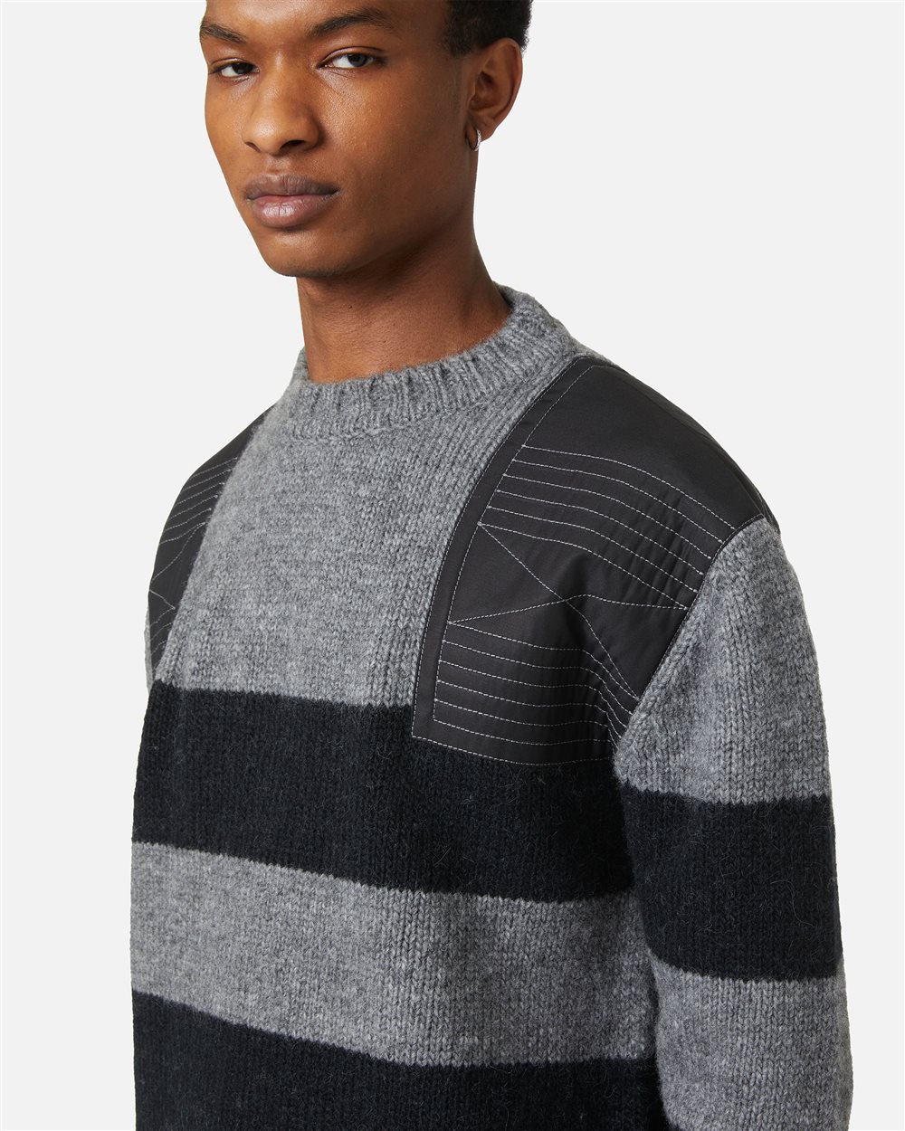 Striped polo in wool/alpaca in melange grey with tailored details - Iceberg - Official Website