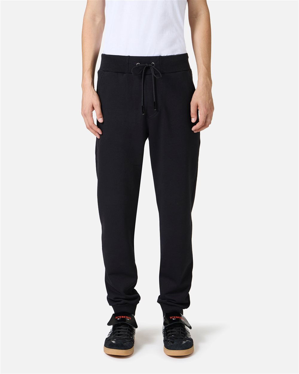 Regular fit trousers in black cotton fleece with embroidered bear patch - Iceberg - Official Website