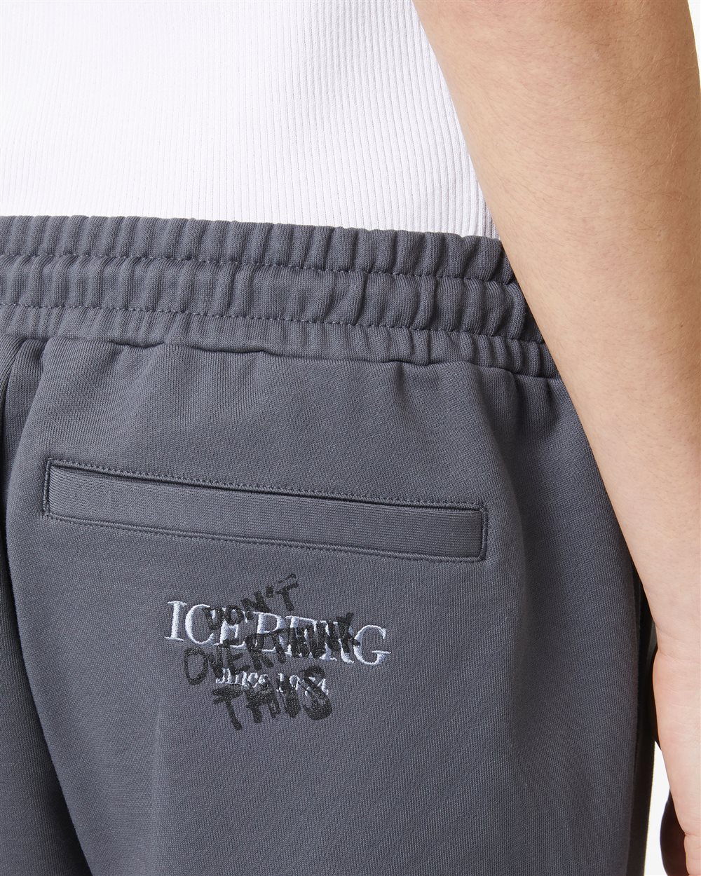 Straight leg fit trousers in dark grey cotton fleece with "Dont Overthink This" print - Iceberg - Official Website