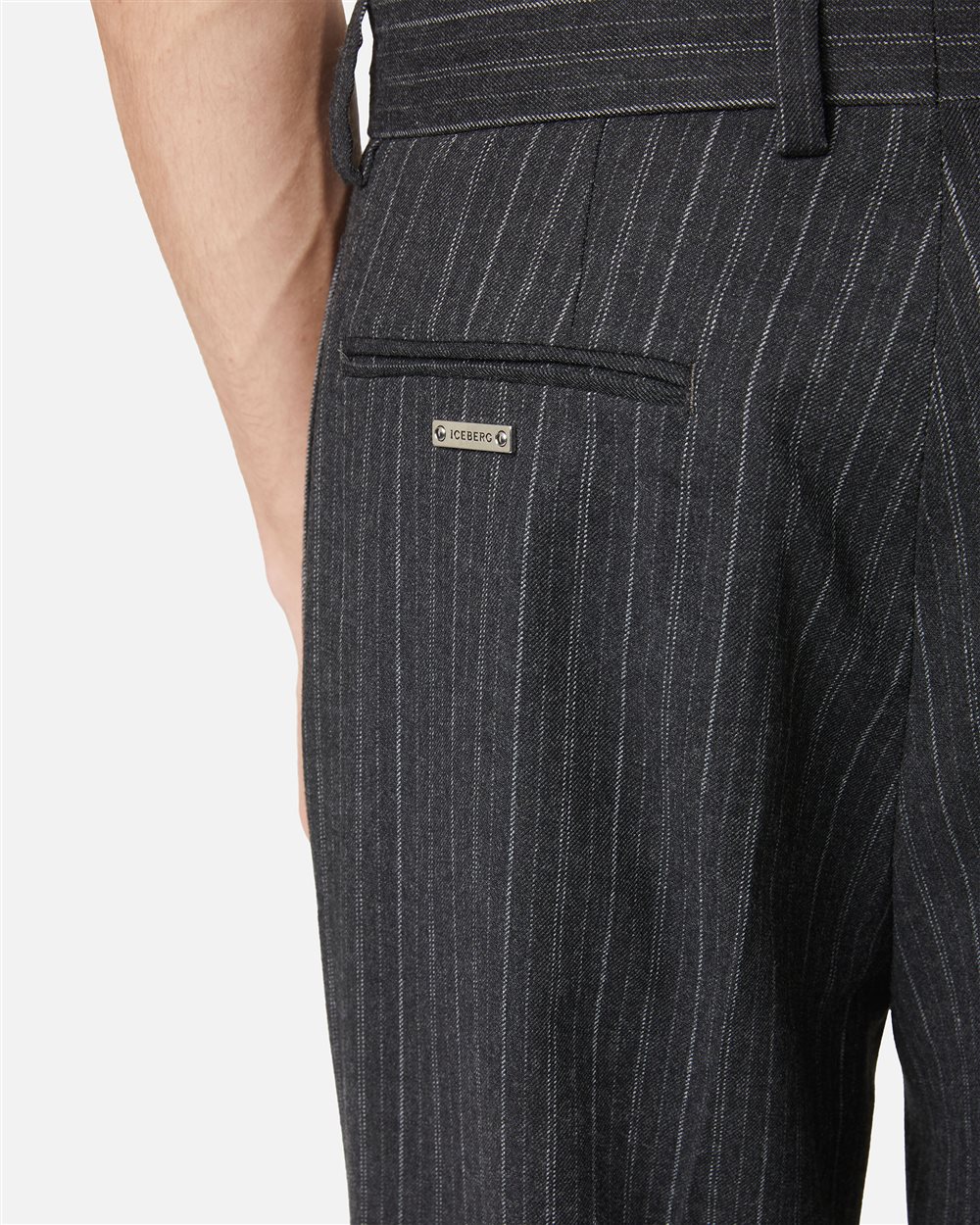 Regular-waisted trousers in cool wool fabric with dark and light grey pinstripe - Iceberg - Official Website