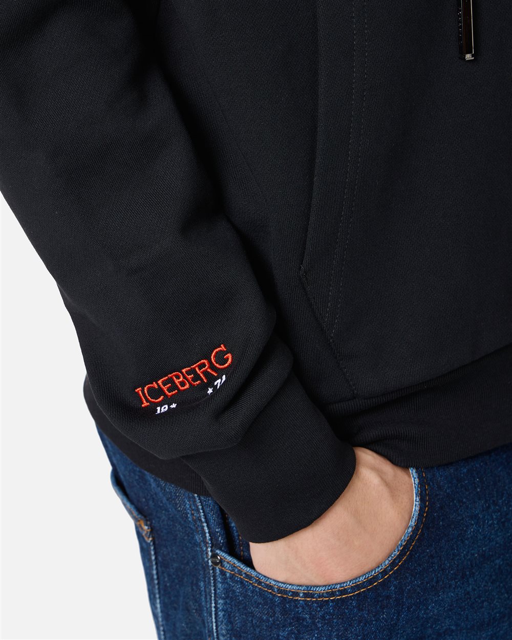 Black hoodie with Milano Polaroid print and logo embroidery - Iceberg - Official Website