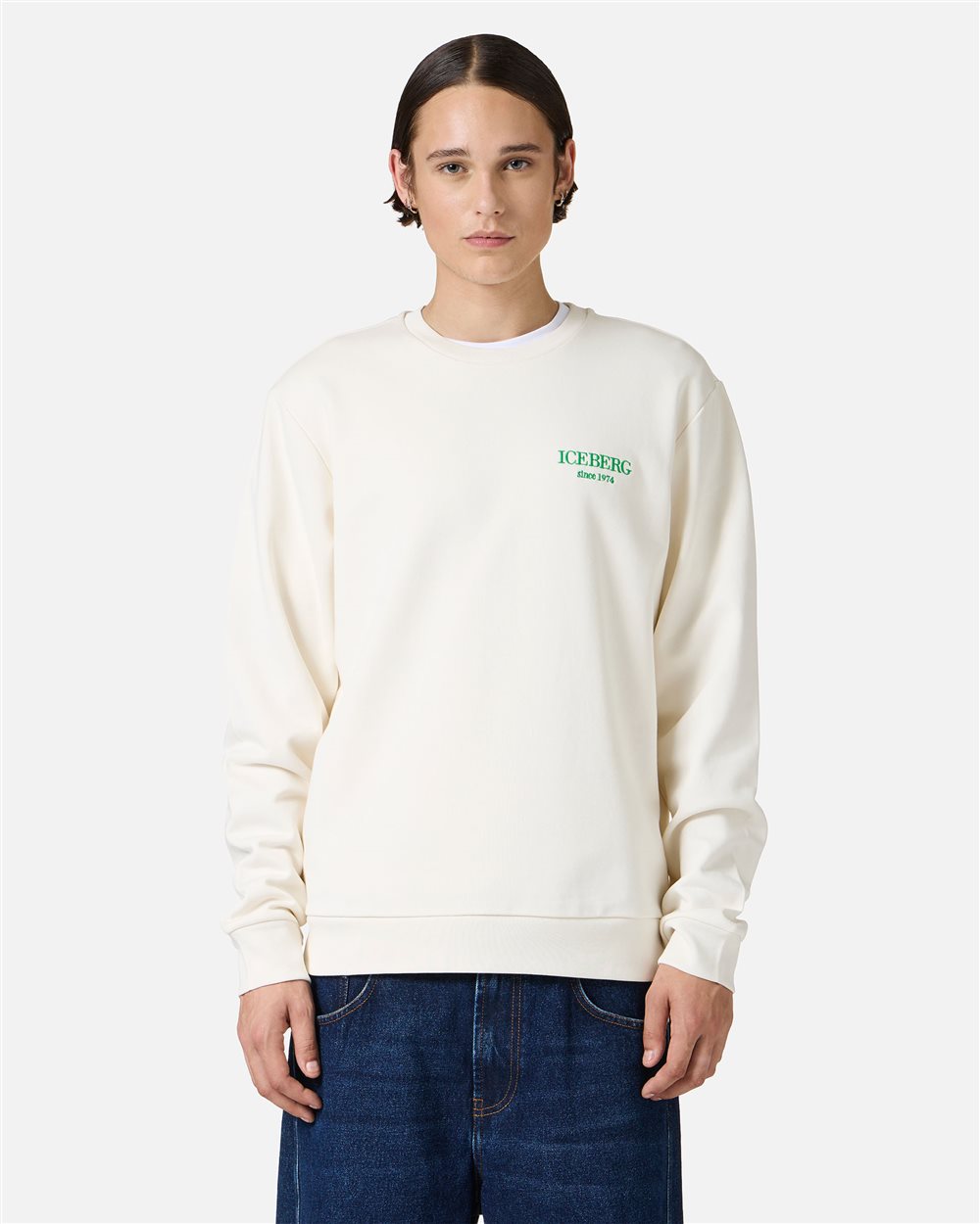 Regular fit vanilla crewneck sweatshirt with embroidered institutional Iceberg logo - Iceberg - Official Website