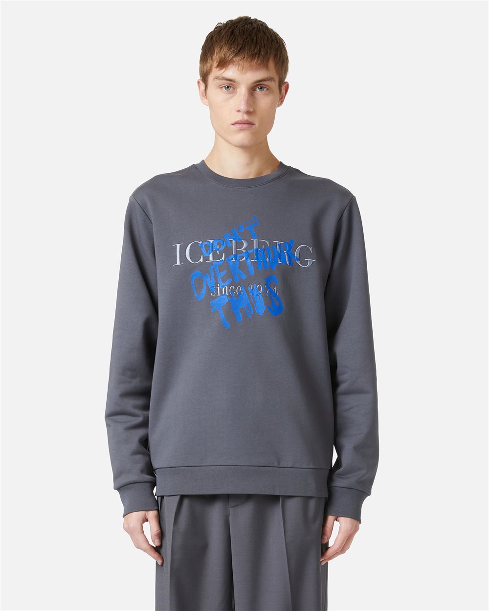 Regular fit crewneck sweatshirt in dark grey with embroidered institutional Iceberg logo - Iceberg - Official Website