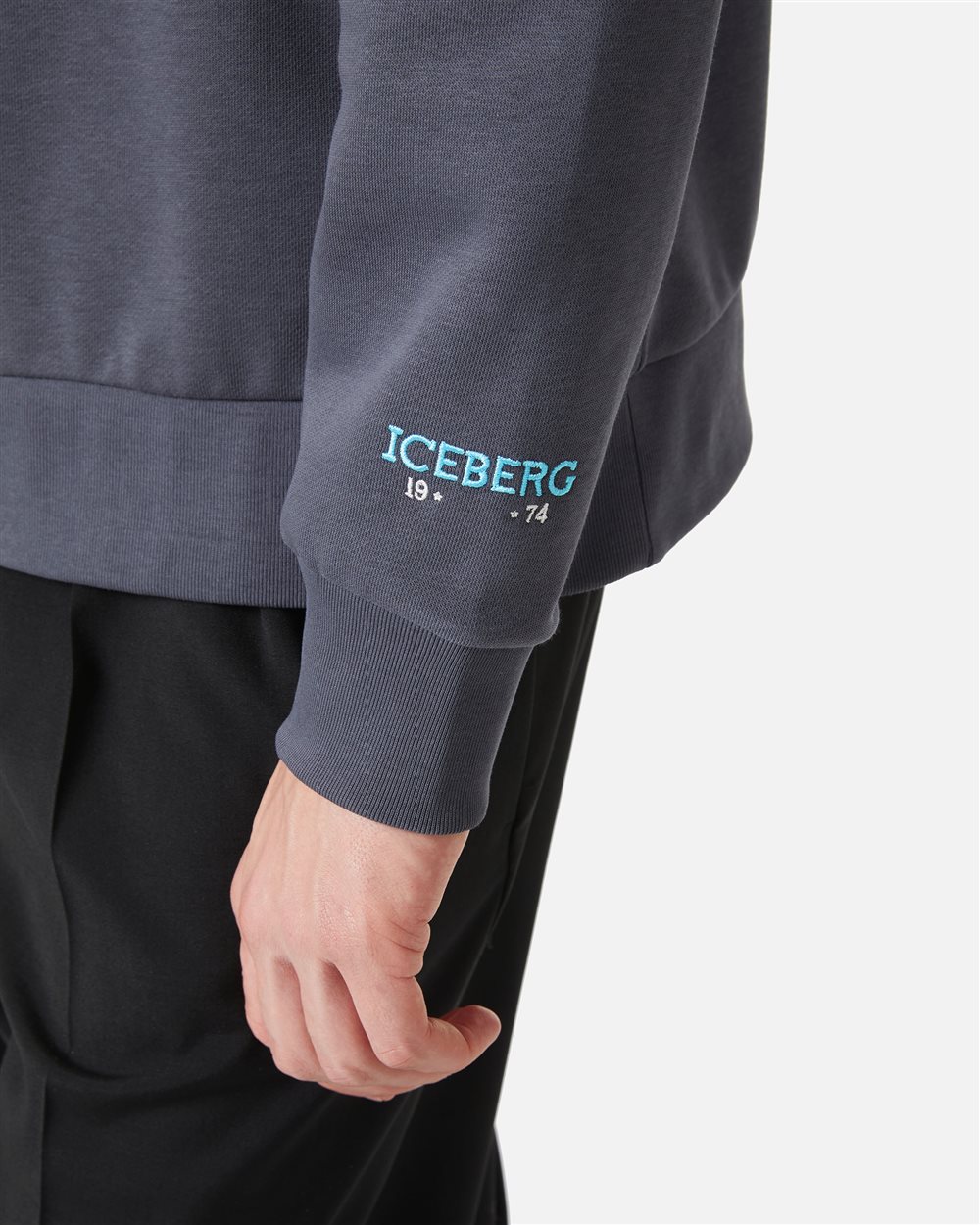 Dark grey hoodie with SpongeBob patch and embroidered Iceberg logo - Iceberg - Official Website