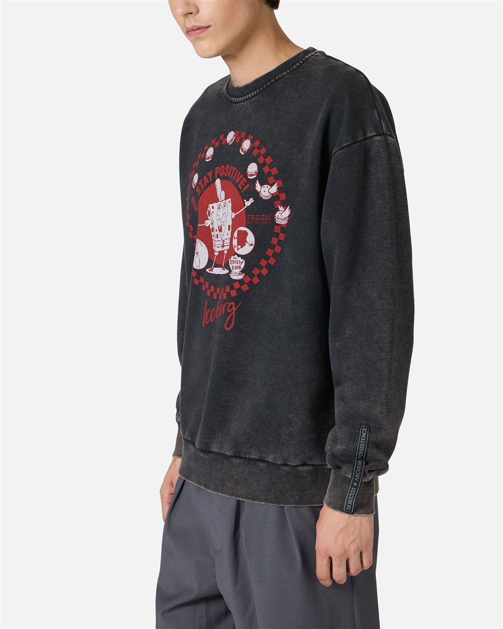 Regular fit black crewneck sweatshirt with SpongeBob print - Iceberg - Official Website