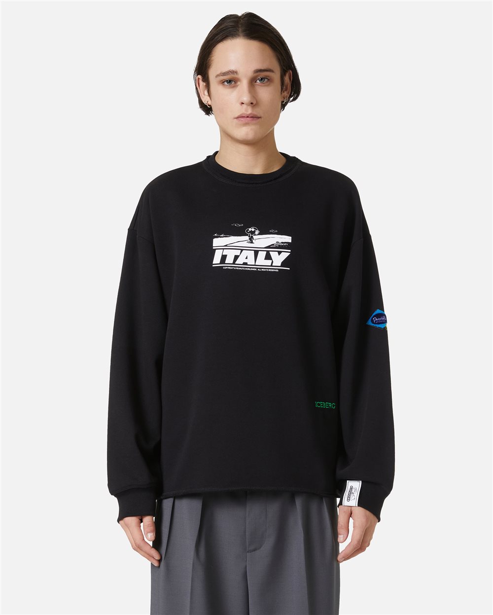 Relaxed fit black crewneck sweatshirt with Peanuts print - Iceberg - Official Website