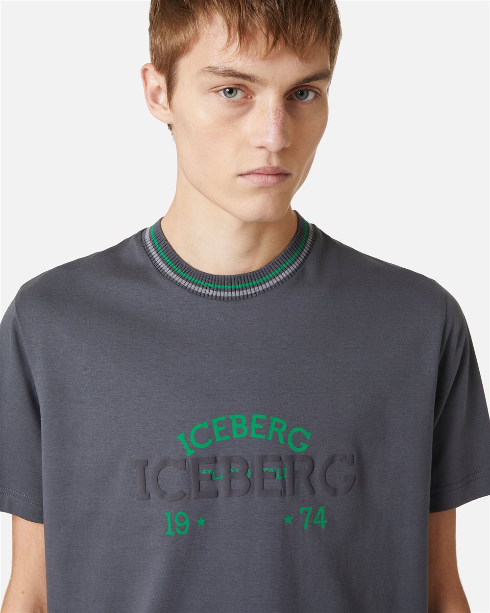 Slim fit dark grey T-shirt with embroidered Iceberg logo and front print - Iceberg - Official Website