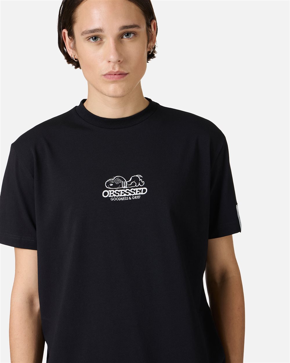 Black slim fit T-shirt with Peanuts patch and embroidered Iceberg logo - Iceberg - Official Website