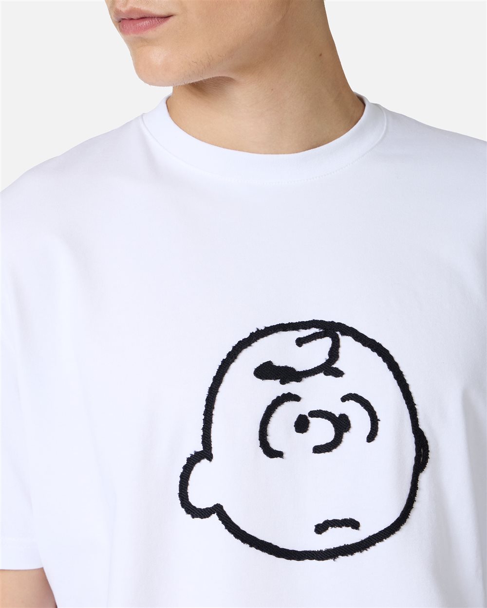 Optical white slim fit T-shirt with Peanuts embroidery and Iceberg logo on the back - Iceberg - Official Website