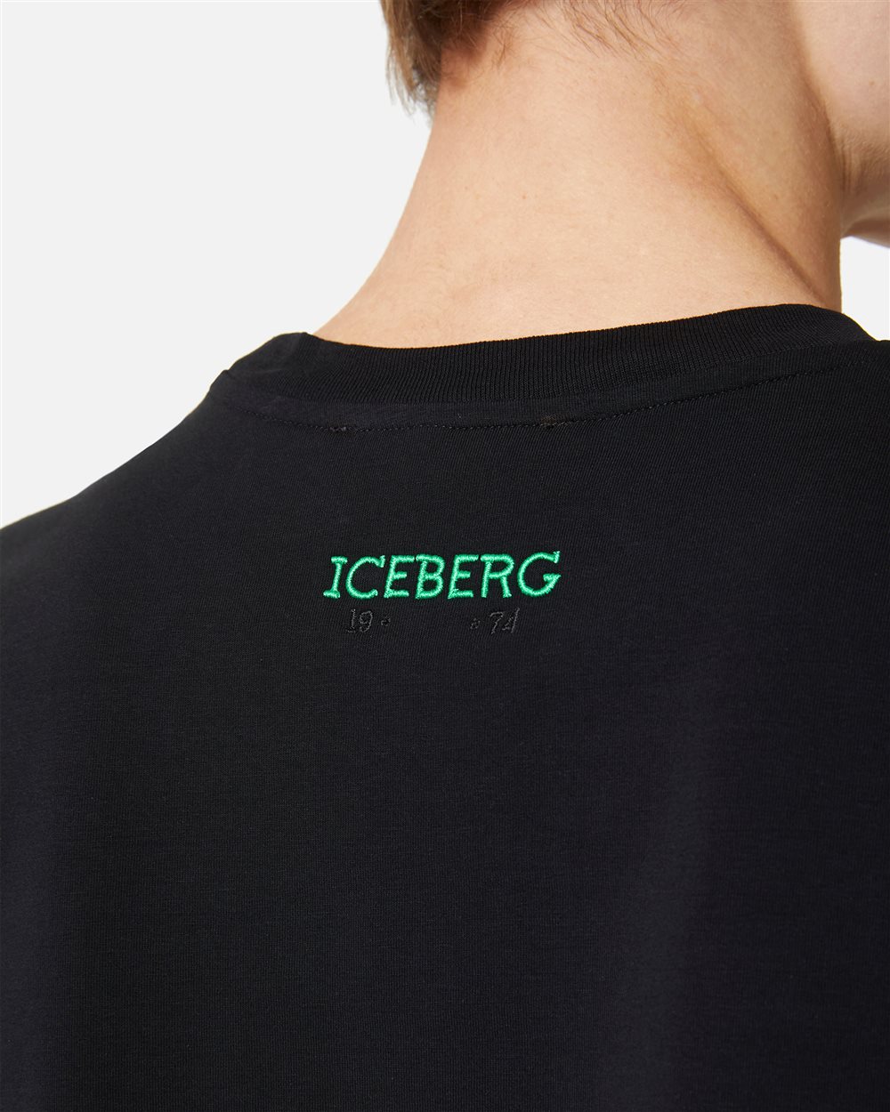 Black slim fit T-shirt with Peanuts embroidery and Iceberg logo on the back - Iceberg - Official Website