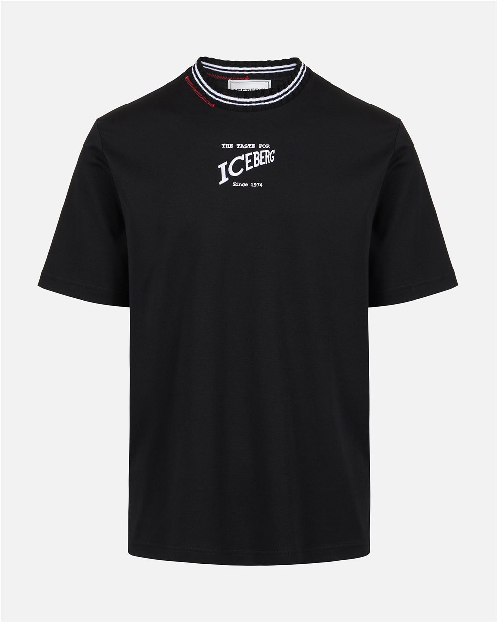 Iconic and conscious: the black T-shirt that makes the difference - Iceberg - Official Website