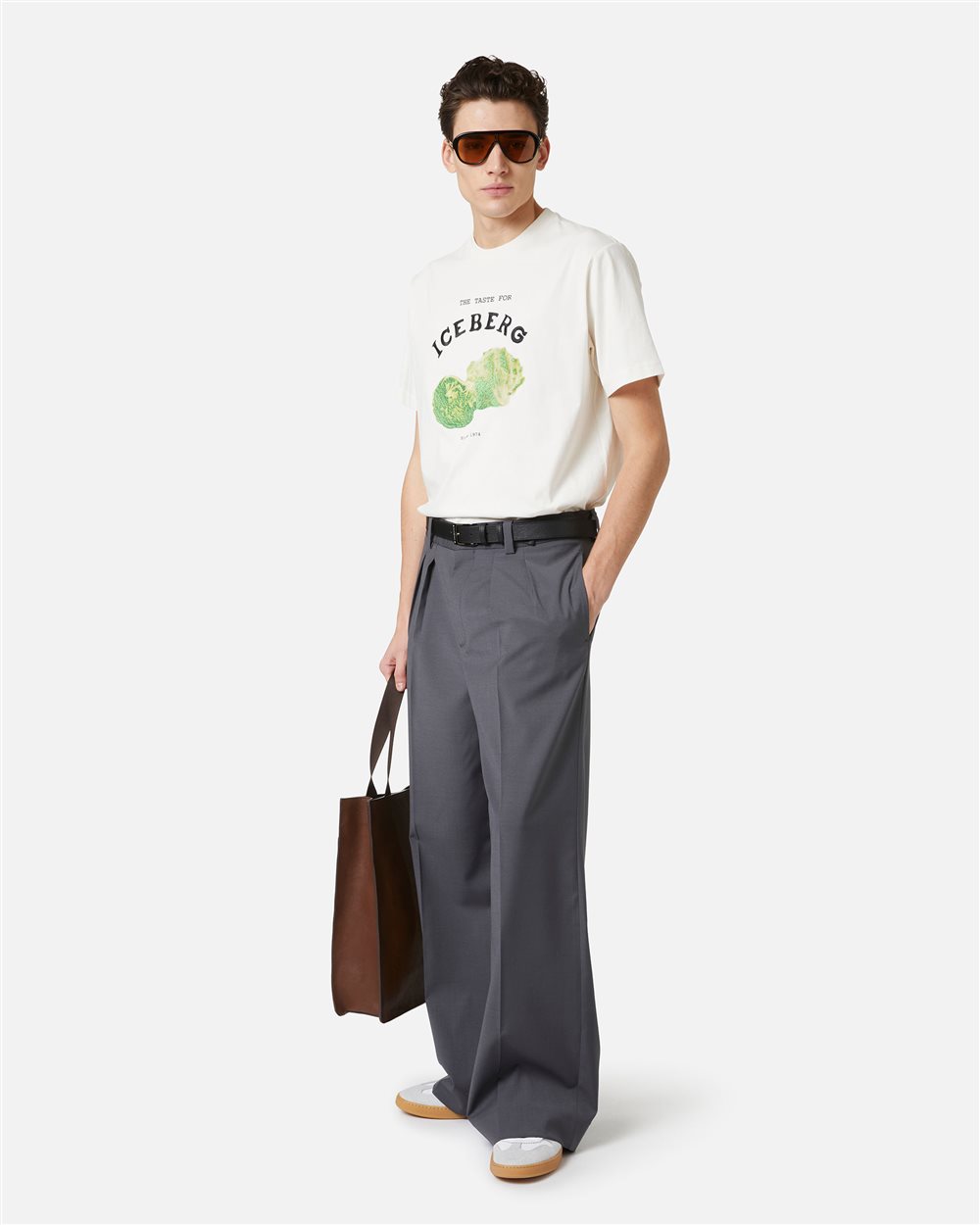 Regular-fit vanilla cotton T-shirt with Iceberg Salad print and embroidery - Iceberg - Official Website