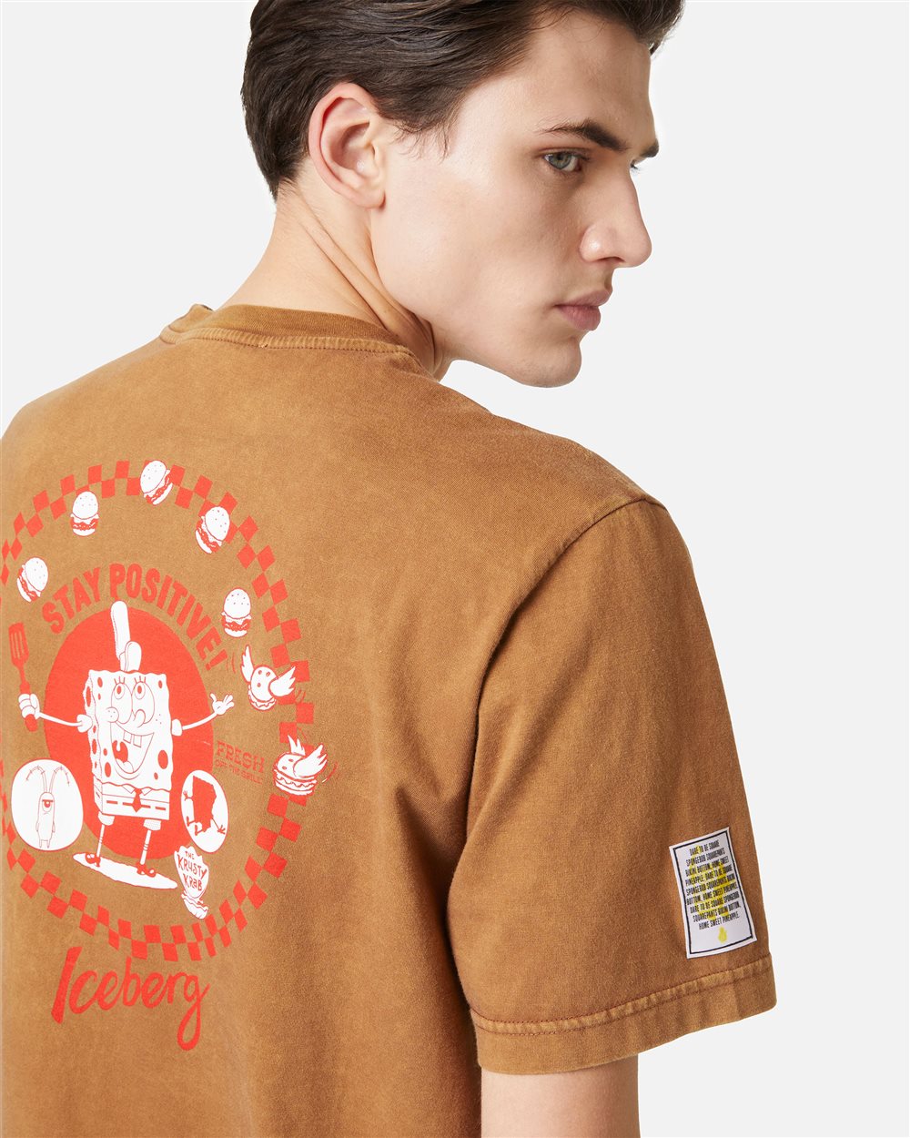Regular-fit hazelnut-colored T-shirt in garment-dyed jersey with SpongeBob details - Iceberg - Official Website