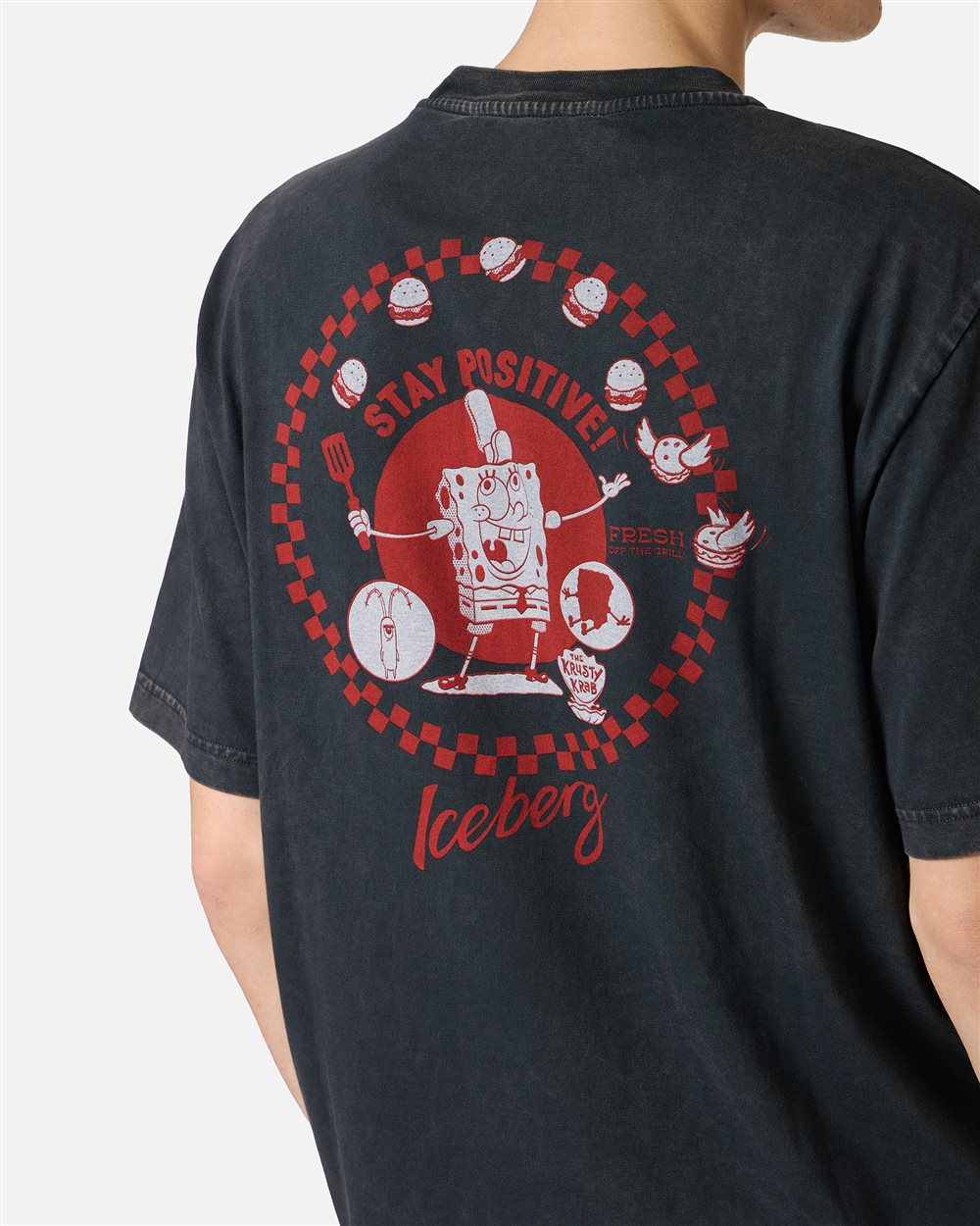 Regular-fit black T-shirt in garment-dyed jersey with SpongeBob details - Iceberg - Official Website