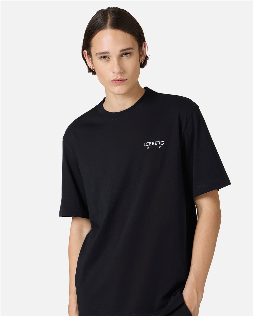 Regular fit black white T-shirt with embossed Iceberg logo print - Iceberg - Official Website