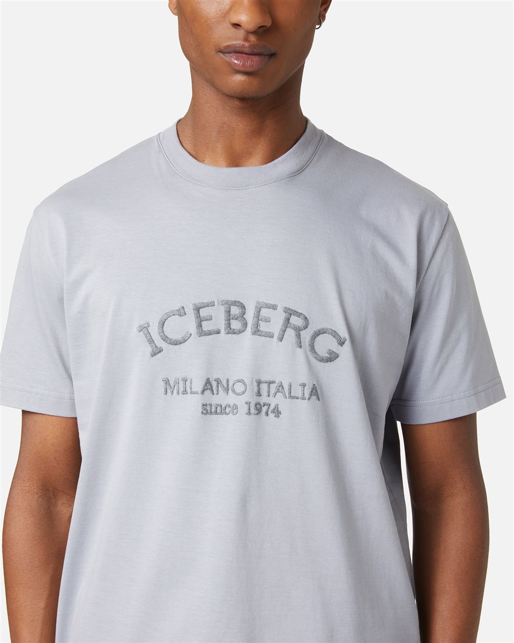Light grey regular fit T-shirt with Iceberg Milano Italia embroidery in wool thread - Iceberg - Official Website