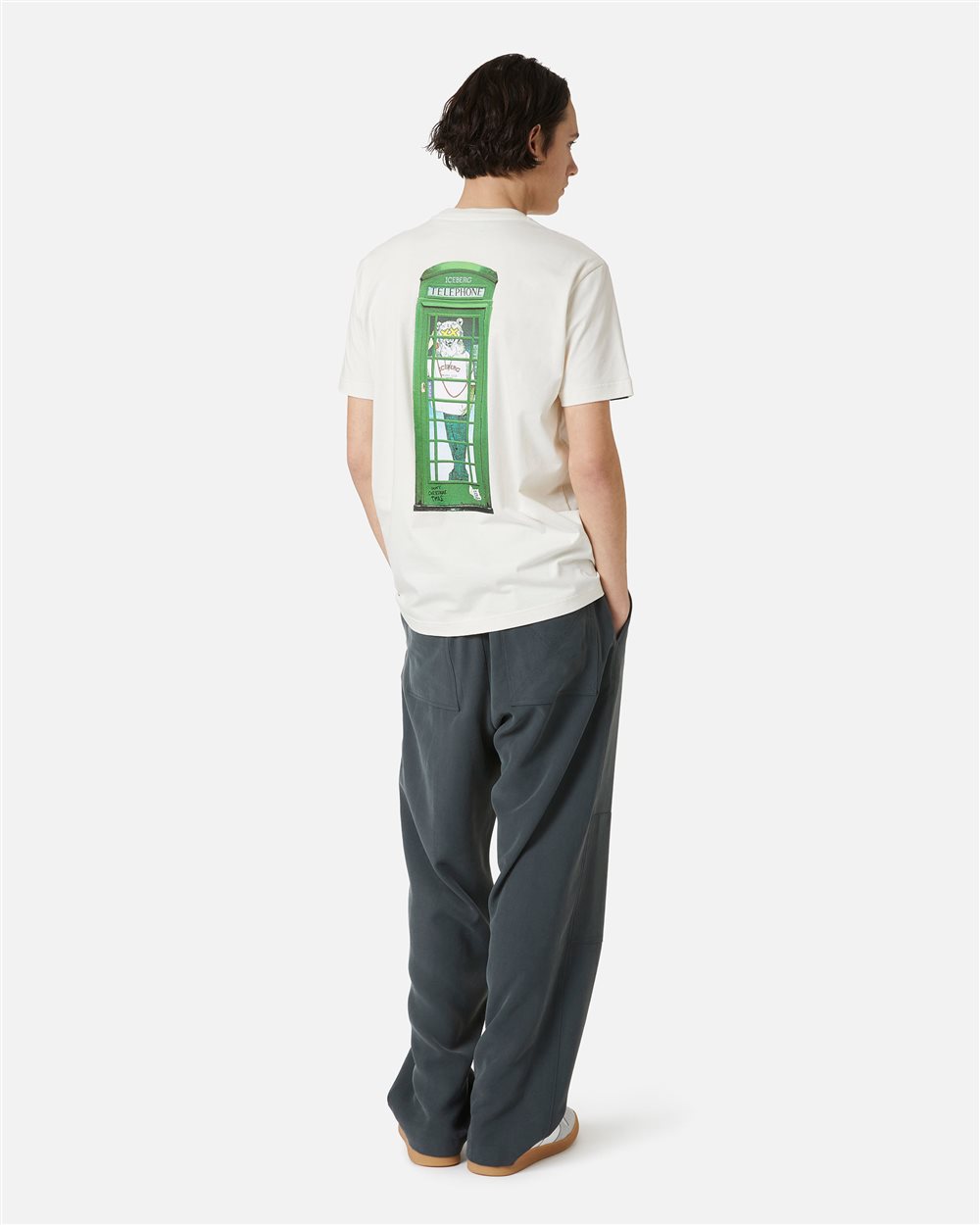 Vanilla regular fit T-shirt with Iceberg logo embroidery and Bear print on the back - Iceberg - Official Website
