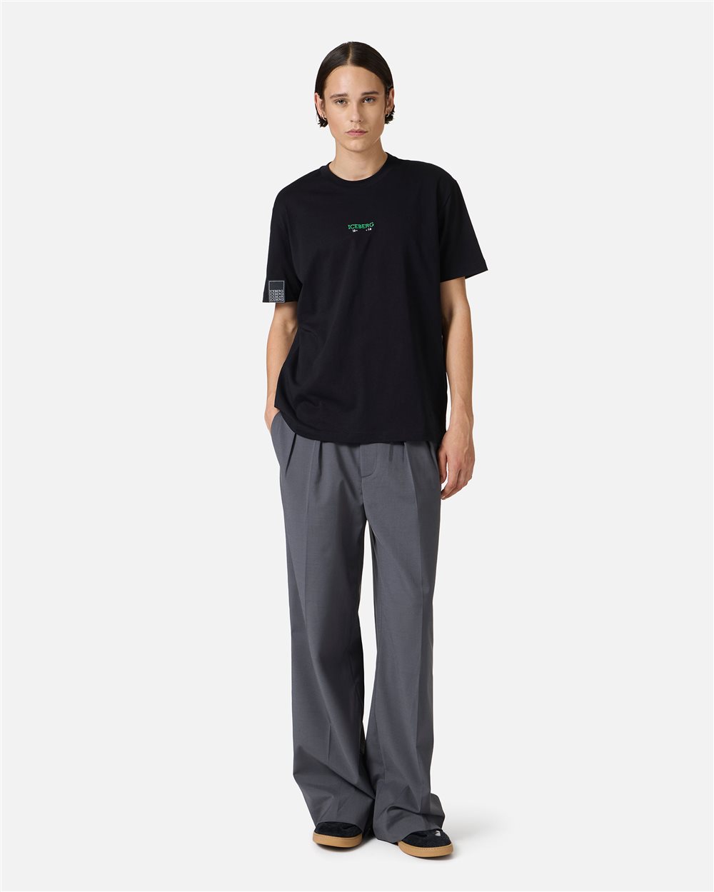 Regular fit black T-shirt with Iceberg logo embroidery and Bear print on the back - Iceberg - Official Website