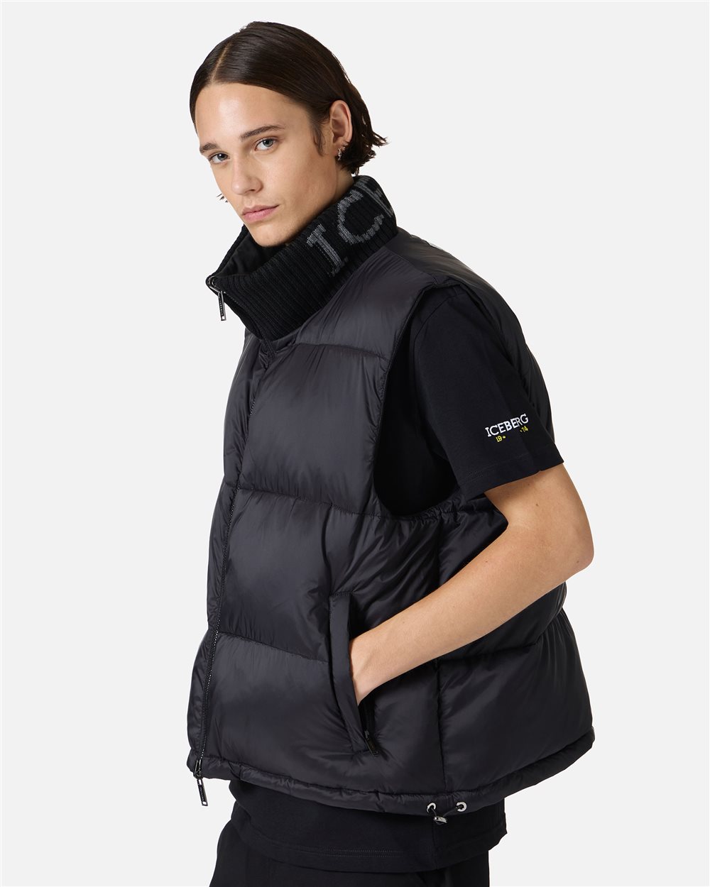 Black padded reversible vest - Iceberg - Official Website