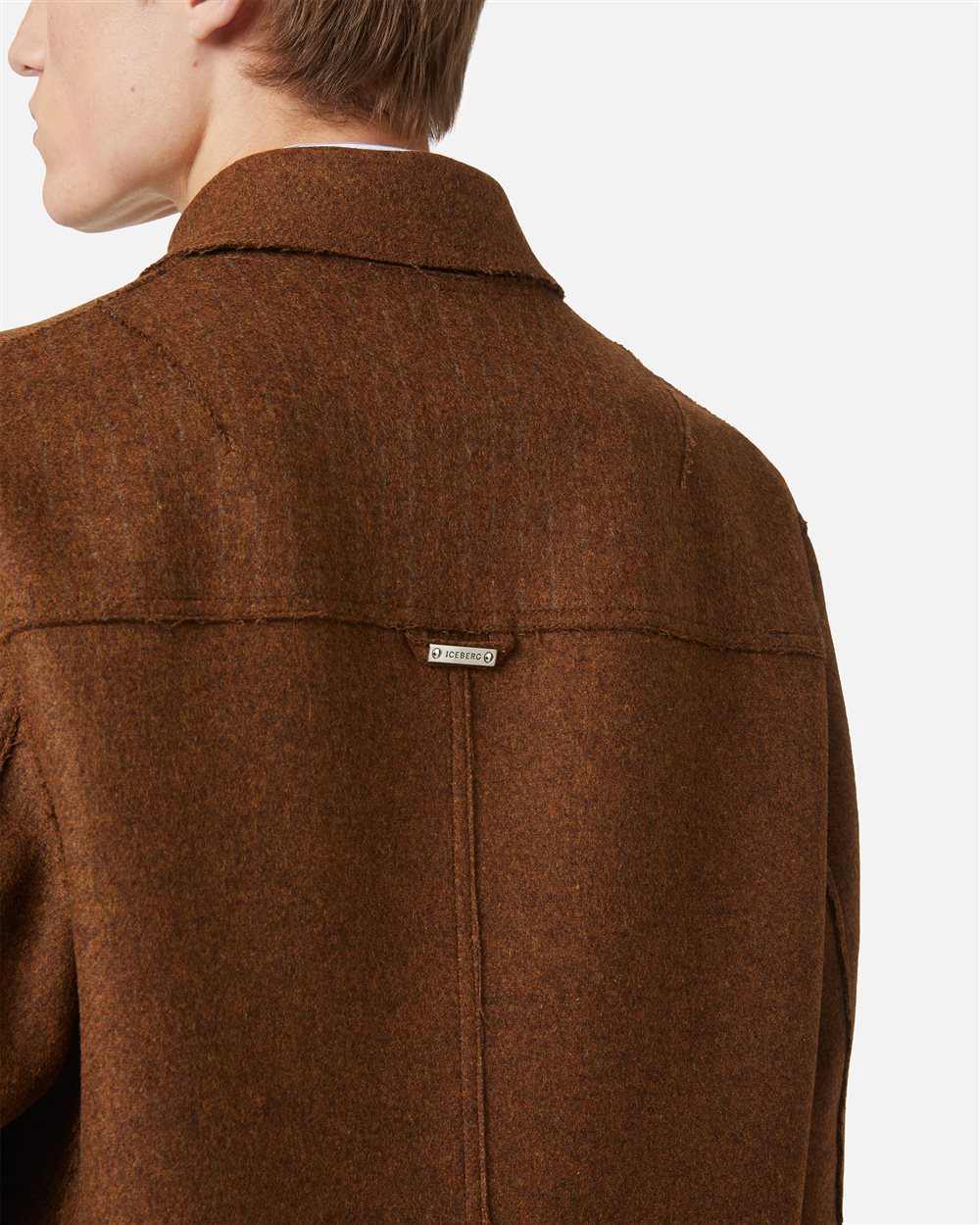 Wendejacke im Regular Fit aus Doppelgewebe: doppelter Stil, maximale Vielseitigkeit - Iceberg - Official Website