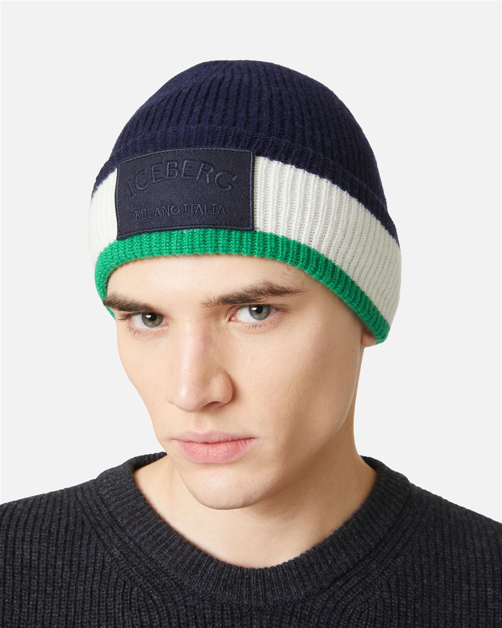 Multicolored dropped hat in corn stitch - Iceberg - Official Website
