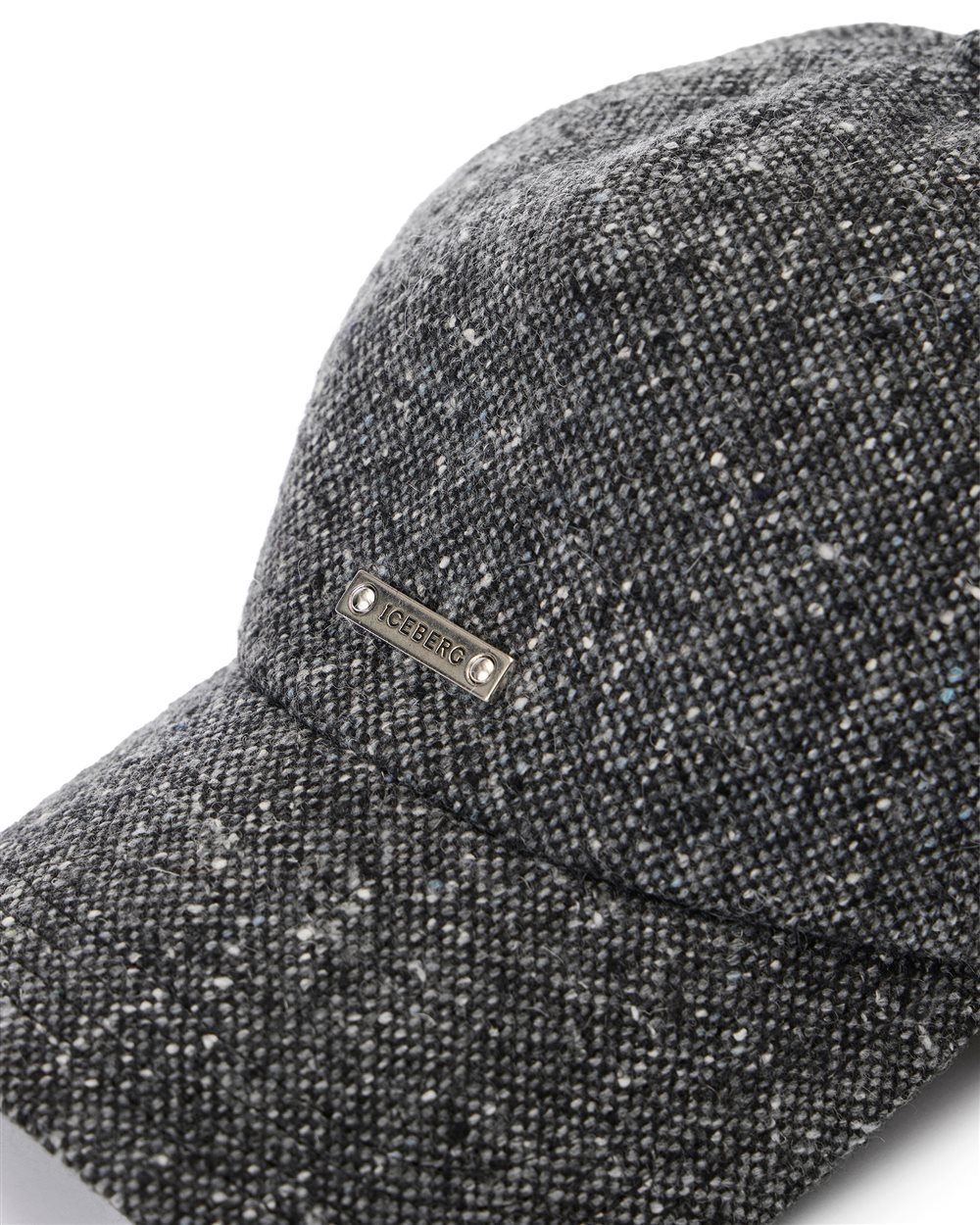 Cappellino baseball in bouclé e nylon grigio: texture e carattere - Iceberg - Official Website