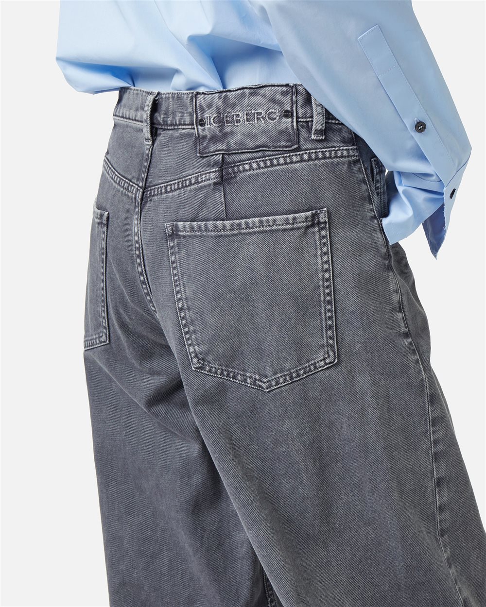 5-pocket barrel fit in dark grey marbled denim - Iceberg - Official Website