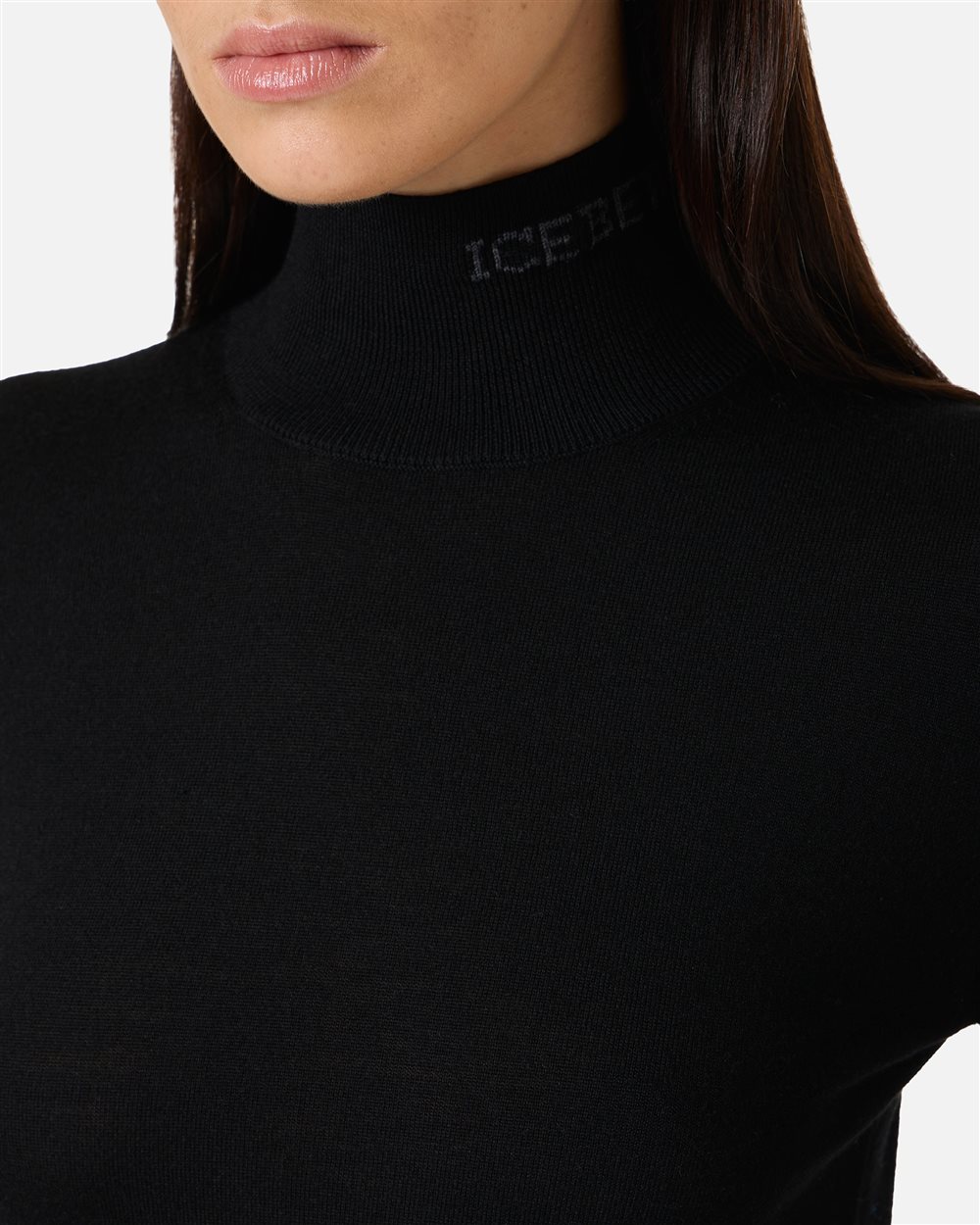 Black turtleneck sweater in extra-fine Merino wool with Iceberg logo inlaid on the collar - Iceberg - Official Website
