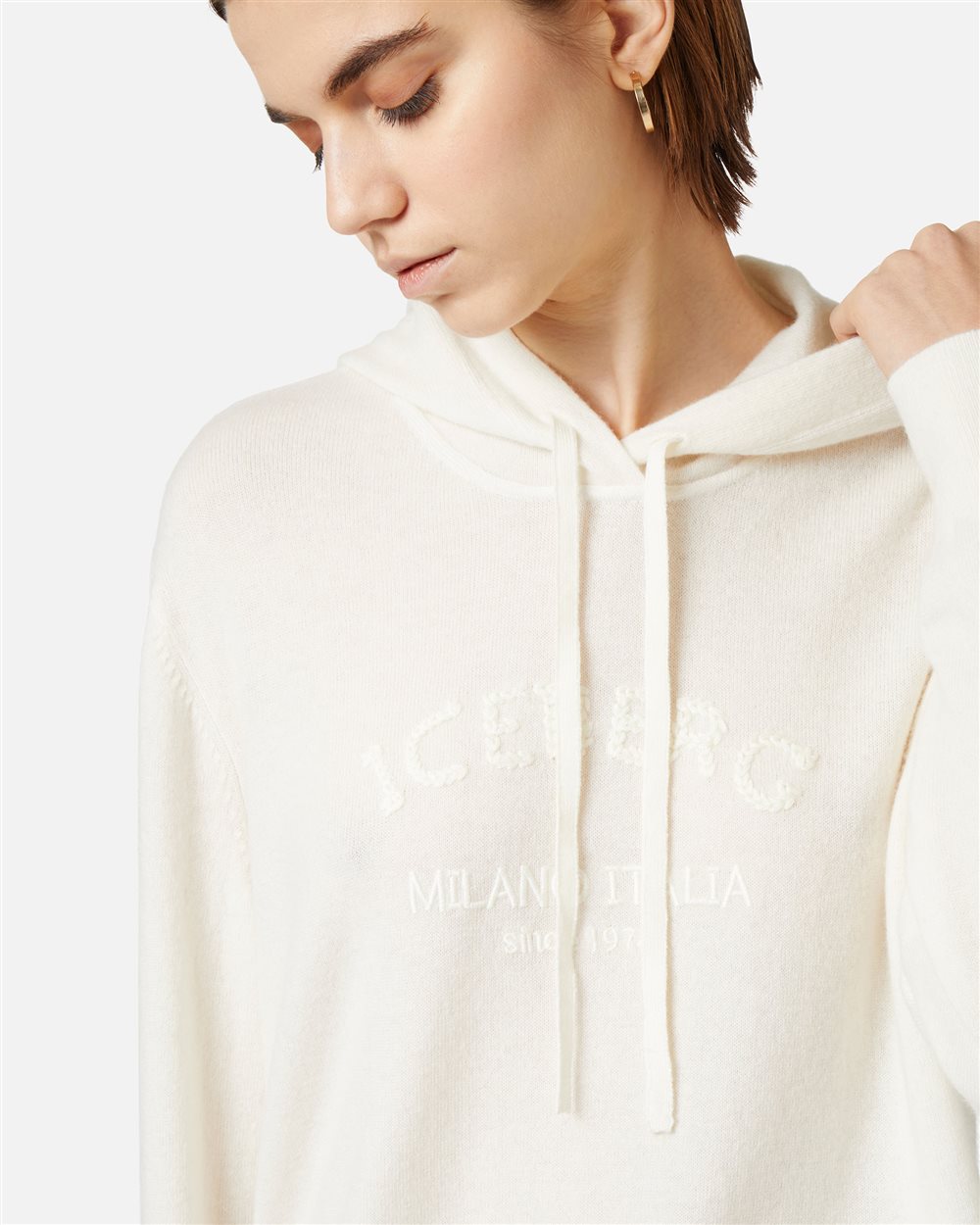 Milk-colored hooded sweater in cashmere wool - Iceberg - Official Website
