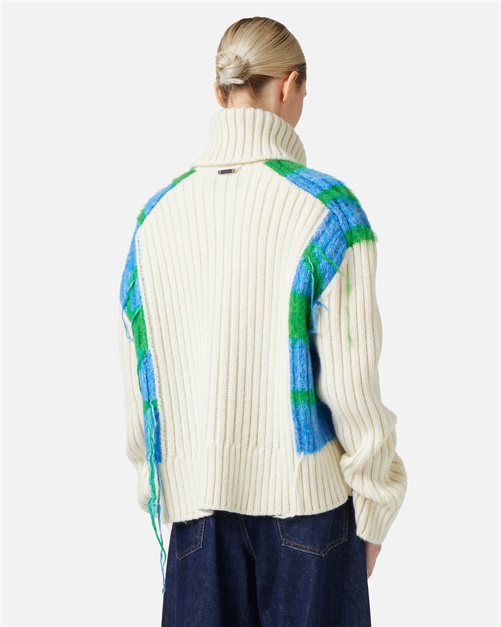 Strickjacke aus Wolle und Alpaka mit Hammerärmeln und originellen Details - Iceberg - Official Website