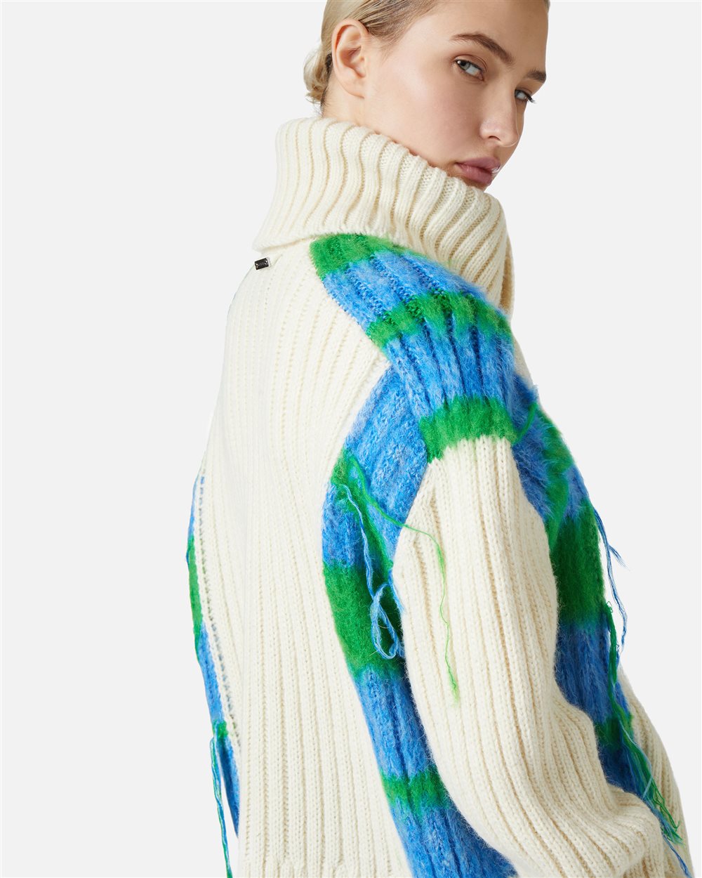 Strickjacke aus Wolle und Alpaka mit Hammerärmeln und originellen Details - Iceberg - Official Website
